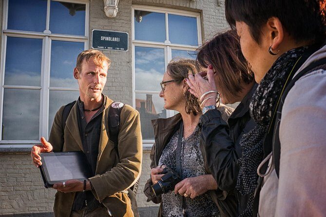 "Edges of Brugge" Photo Tour - 2hr open city tour & workshop - FAQ