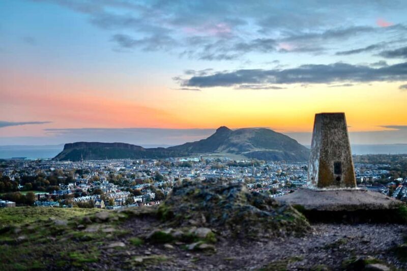 Edinburgh: Arthur's Seat Sunrise Hike with Mountain Guide - The Views and Scenic Highlights