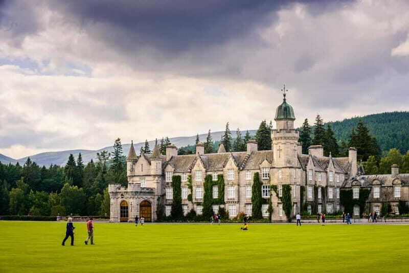 Edinburgh: Balmoral Castle and Scone Palace Royal Tour - A Complete Look at the Tour Experience