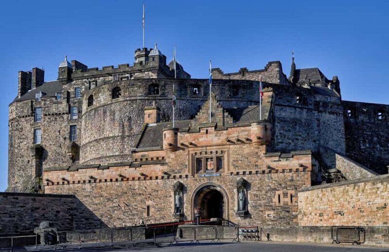 Edinburgh Castle: Express Guided Tour with Entry Ticket - A Detailed Look at the Tour Experience
