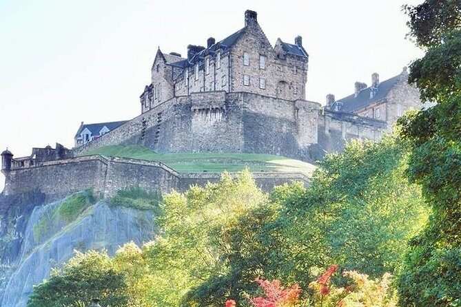 Edinburgh Castle Guided Walking Tour in English - Practical Tips & Considerations