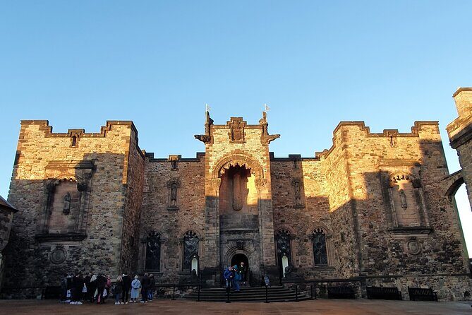 Edinburgh Castle Highlights Tour with Tickets, Map, and Guide - FAQs