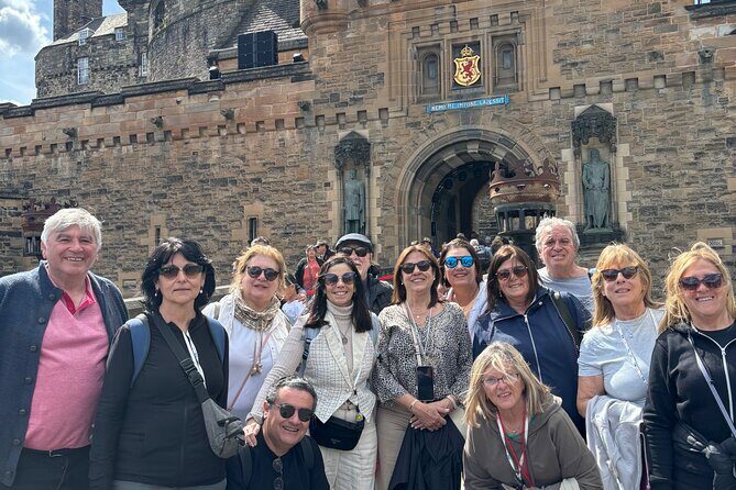 Edinburgh Castle & Royal Mile Walking Tour - Ticket Included - An In-Depth Look at the Tour Experience