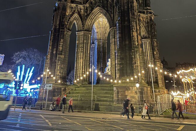 Edinburgh: Christmas Tour, Gingerbread Included - FAQ