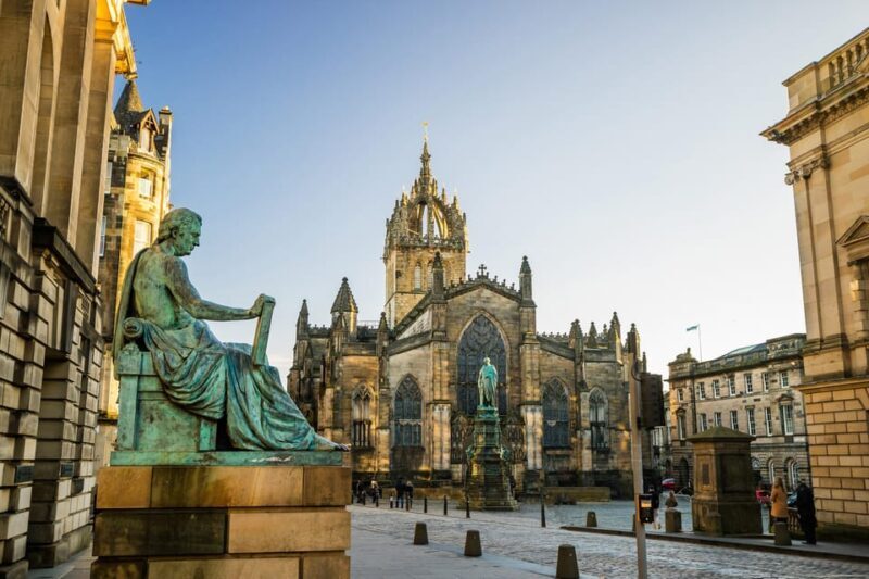 Edinburgh: City Highlights Walking Tour - Is This Tour Right for You?