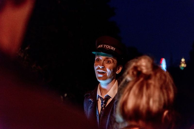 Edinburgh: Comedy Horror Ghost Bus Tour - Guides in character: the big difference between a tour and an experience