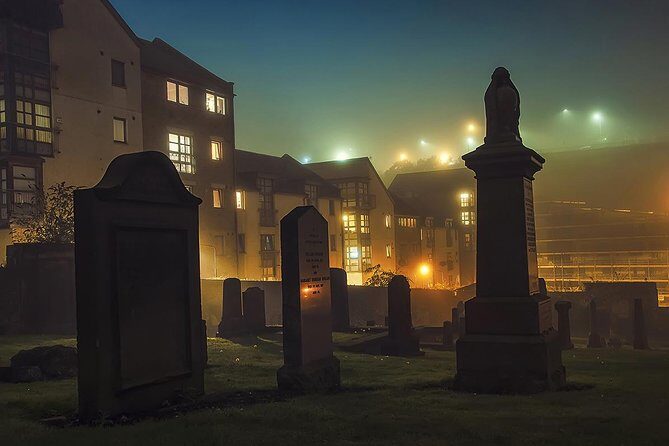 Edinburgh Darkside Walking Tour: Mysteries, Murder and Legends - The Sum Up
