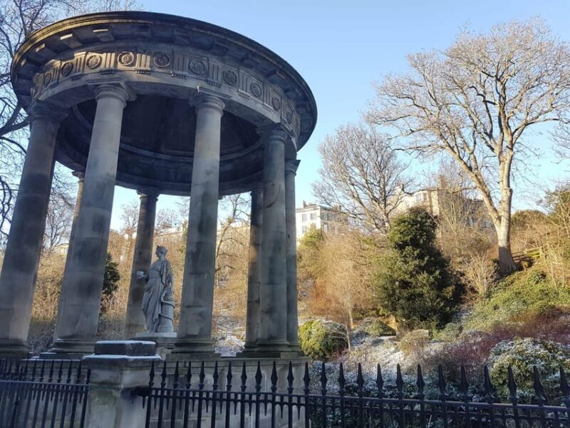 Edinburgh: Dean Village and Circus Lane Walking Tour - Key Points