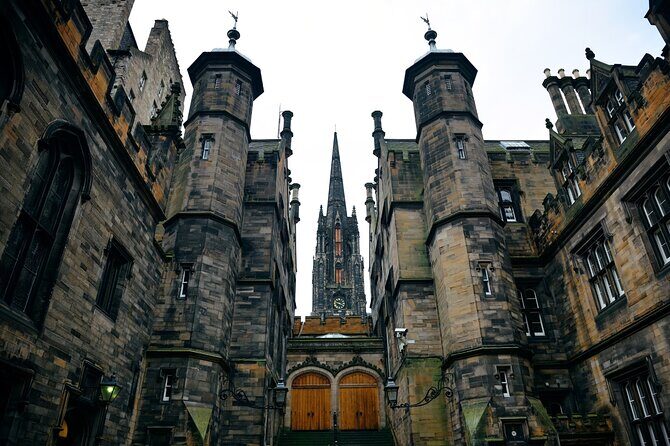 Edinburgh: Discover Edinburgh's Old Town Walking Tour - Who Is This Tour Best For?