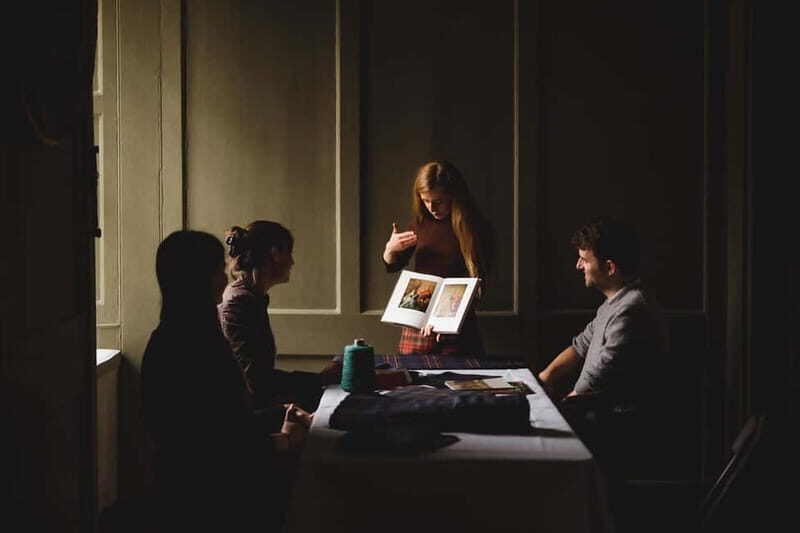 Edinburgh: Discover the secrets of kilt and tartan with a kiltmaker - Key Points