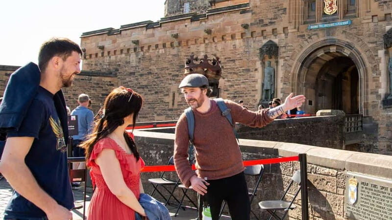 Edinburgh: Edinburgh Castle Guided History Tour with Tickets - Key Points