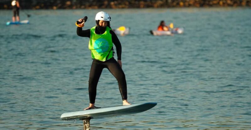 Edinburgh: Fly Over Water On an Electric Hydrofoil Surfboard - What to Expect from the Experience