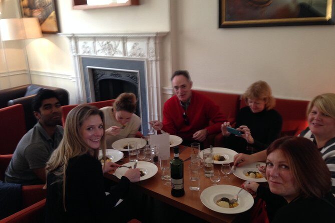 Edinburgh Food & Drink Tour with EatWalk Tours - An In-Depth Look at the Edinburgh Food & Drink Tour