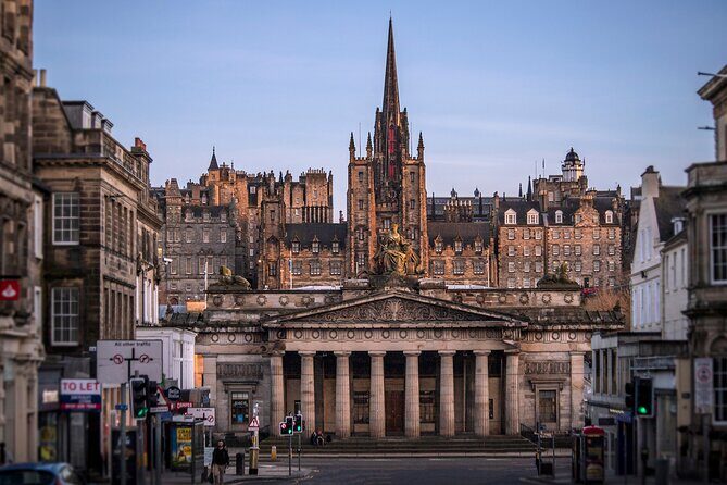 Edinburgh Full Day Walking Tour with Castle Included -Small Group - What to Expect from the Edinburgh Full Day Walking Tour