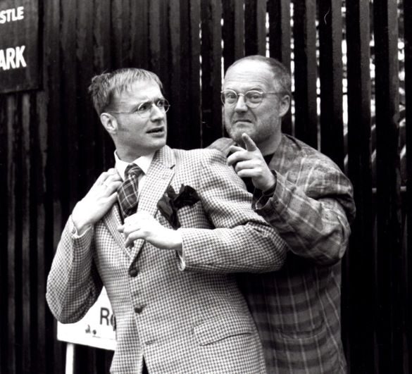 Edinburgh Literary Pub Tour with "Real-Actors" - Is It Worth the Price?