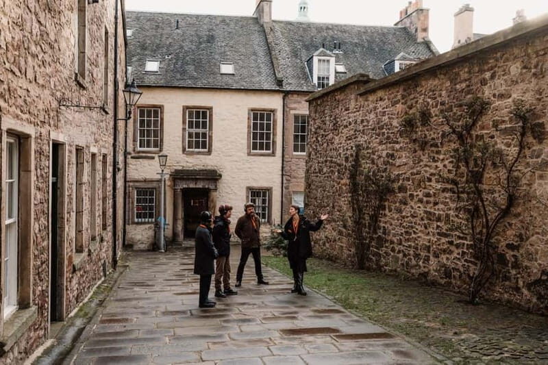 Edinburgh: Multi-Sensory Old Town Historical Walking Tour - Who Will Love This Tour?