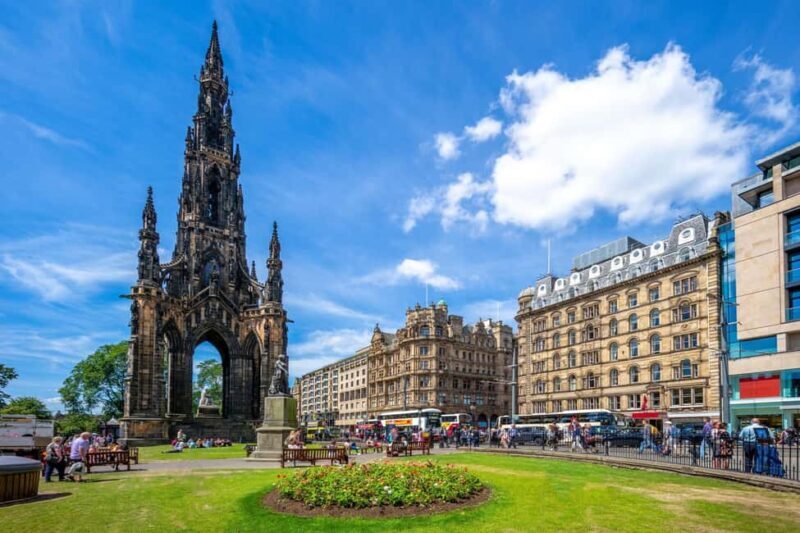 Edinburgh Old Town Hidden Gems Private Walking Tour - Who Would Enjoy This Tour?