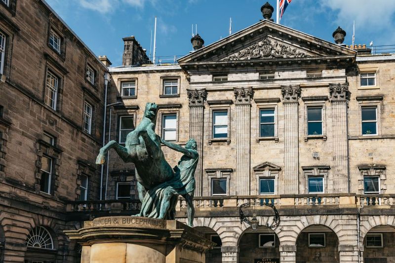 Edinburgh: Old Town History and Tales Walking Tour - Auld Reekie Tales: Folklore That Explains the Mood