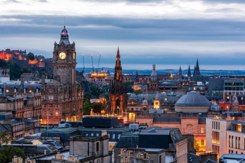 Edinburgh: Private Architecture Tour with a Local Expert - Key Points