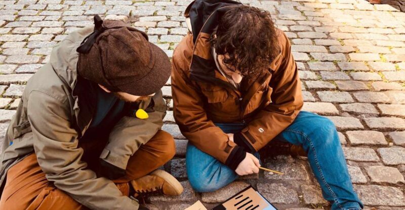 Edinburgh: Private Sherlock Holmes Adventure Tour Challenge - Practical Tips for Participants