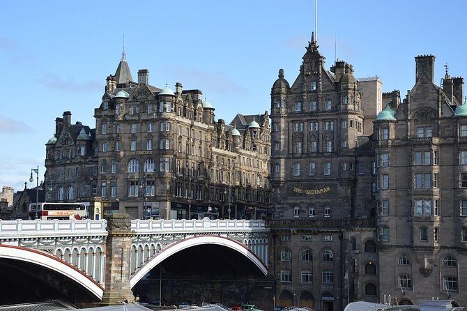 Edinburgh Private Tour with a Local Guide, Highlights & Hidden Gems - Who Should Book This Tour?