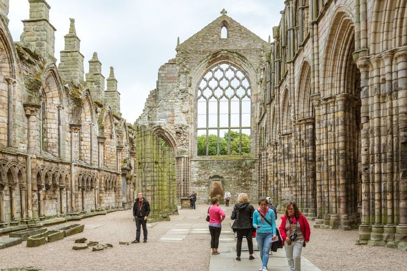Edinburgh: Royal Attractions with Hop-On Hop-Off Bus Tours - A practical two-day plan (that doesn’t overstuff your brain)