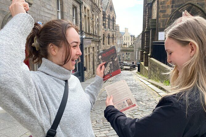 Edinburgh Self-Guided Murder Mystery Tour by the Royal Mile - What You Might Like and What to Watch Out For