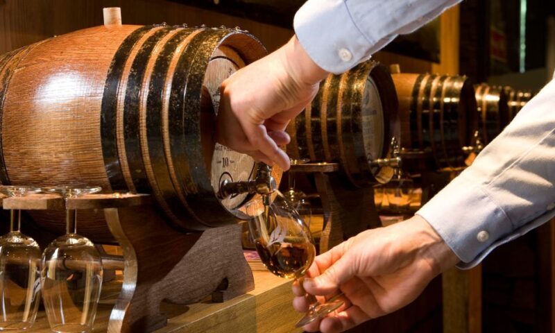 Edinburgh: Stirling, Whisky & St Andrews Tour in Italian - What Travelers Say