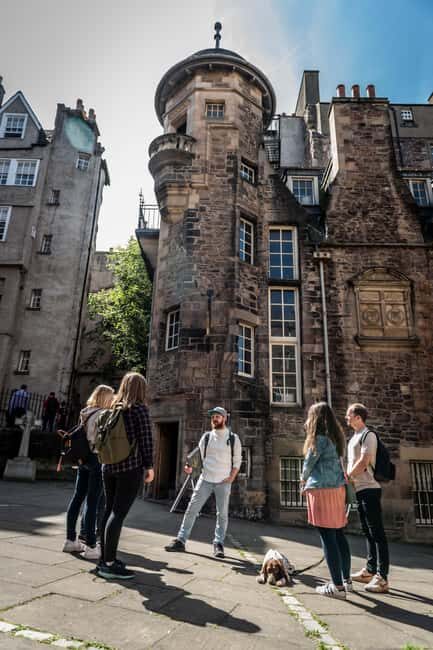 Edinburgh: Stunning Old Town Walking Tour - Who Is This Tour Best For?