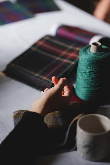 Edinburgh: Tartan Design Workshop with an Artisan Kiltmaker - The Setting: Edinburgh Old Town