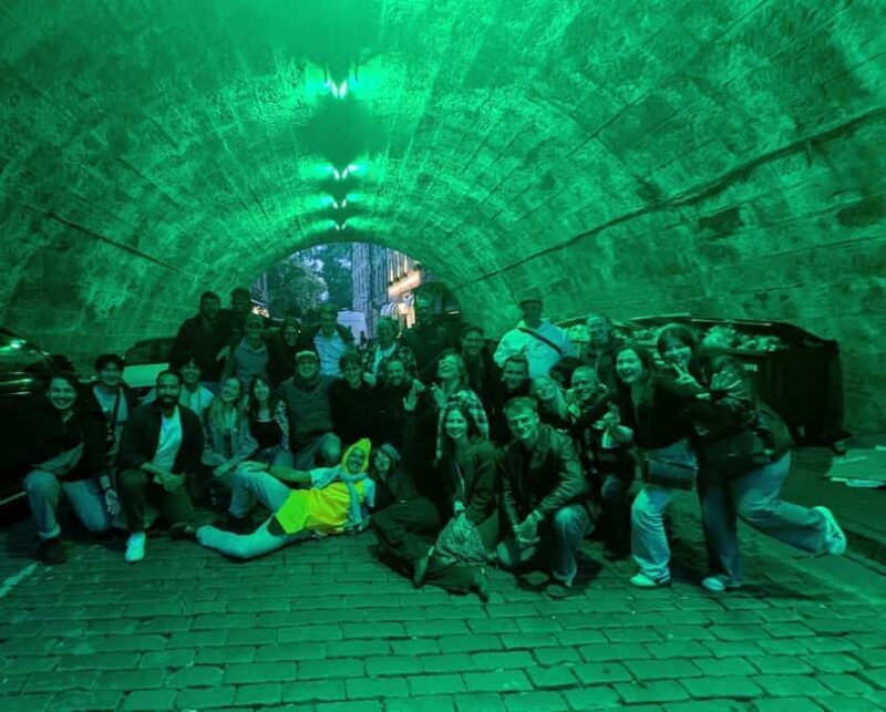 Edinburgh: Ultimate Pub Crawl Party with 7 Bars & 1 Club - The Experience: Pros and Cons
