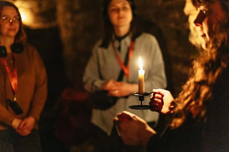 Edinburgh: Underground Vaults Evening Ghost Tour with Whisky - What Your Guide Can Make or Break: The Tour Is Very Guide-Dependent