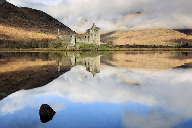 Edinburgh: West Highland Lochs, Mountains & Castles - The Heart of the Experience: Guides and Scenery