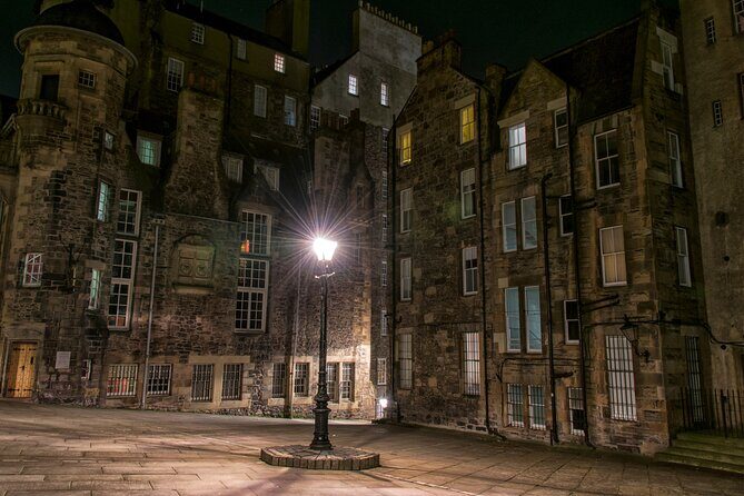 Edinburgh Witches Old Town Walking Tour & Underground Vault - What the Reviews Say
