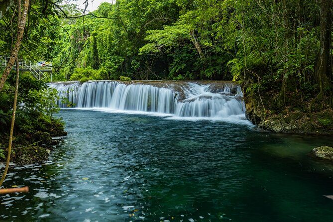 Efate Island Highlights - In-Depth Look at the Itinerary