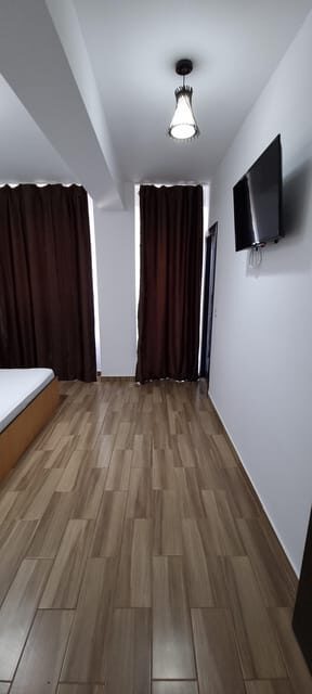 Eforie Nord: Blue Sky Hotel Accommodation with Breakfast - Who Is This Hotel Best For?