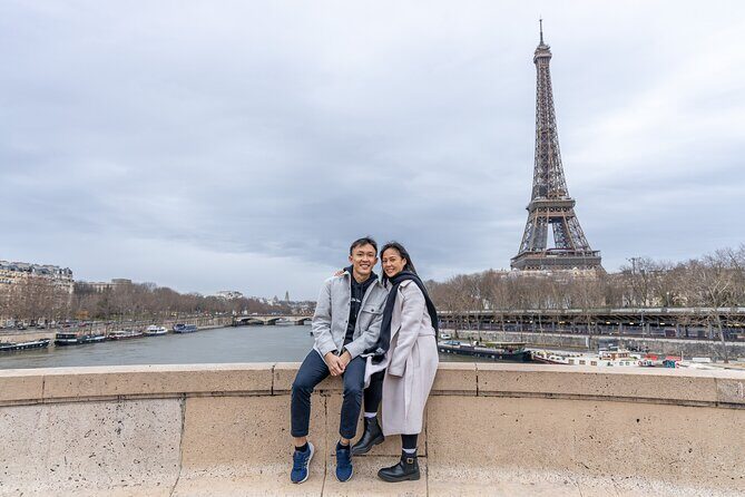 Eiffel and La Seine Photo Shoot - Paris Photographer - Why This Photoshoot Stands Out