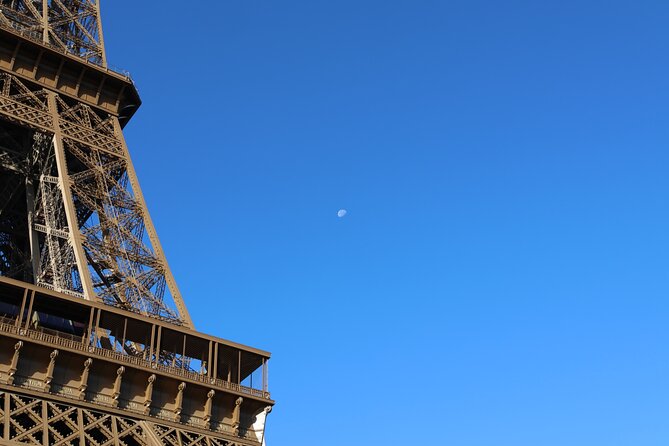 Eiffel Tower Guided Tour by Stairs Optional Top floor by Elevator - The Honest Reality: Wait Times and Logistics
