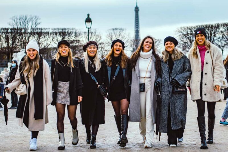 Eiffel Tower Photos: Capture Iconic Memories in Paris - Key Points