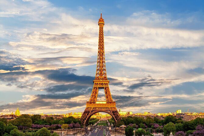 Eiffel Tower Dedicated Reserved Access Top or 2nd floor by lift - The Value Proposition: Is $47 Well Spent?