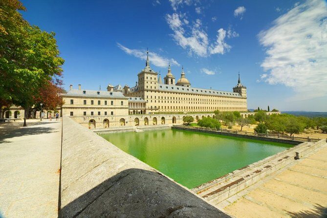 El Escorial, Valley & Segovia day tour from Madrid - Key Points