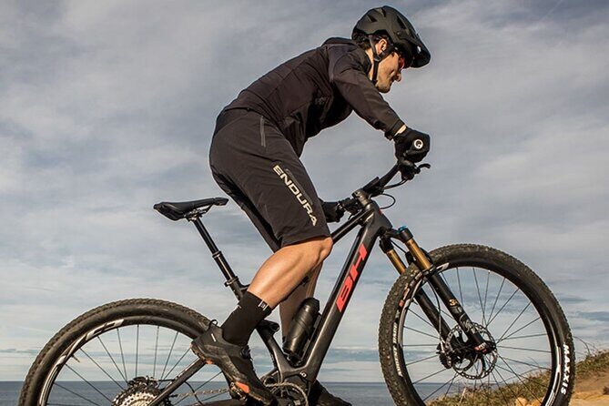 Electric bicycle route Cala Granadella -Cala Moraig - Group Size and Experience Level