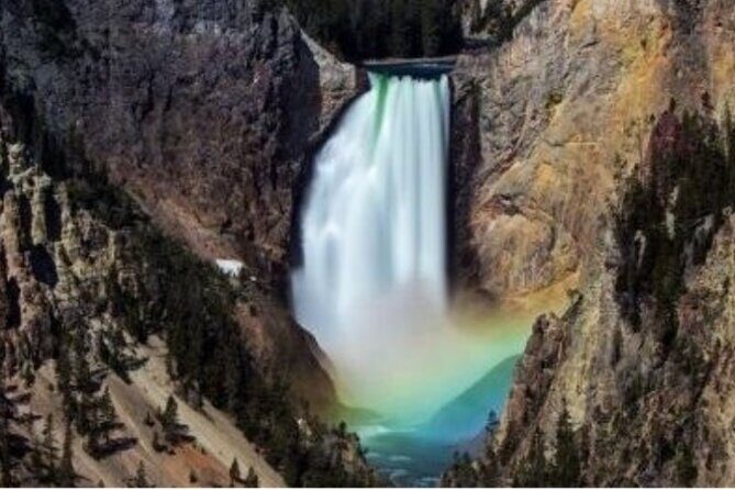 Elemental Yellowstone Grand Canyon, Waterfalls and Hidden Wonders - A Detailed Look at the Elemental Yellowstone Grand Canyon, Waterfalls, and Hidden Wonders Tour
