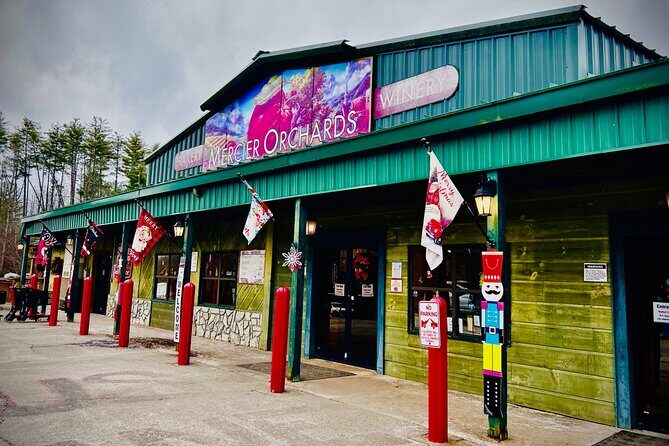 Elijay Hike w/ Waterfall & Wine Tasting Private Tour from ATL - FAQ