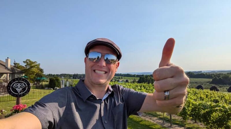 Elk Rapids: Torch Lake Area Movie Star Wine Tour (No Bus) - Who Is This Tour Perfect For?