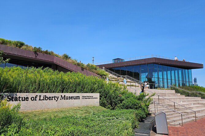 Ellis Island and Statue of Liberty Tour - Key Points