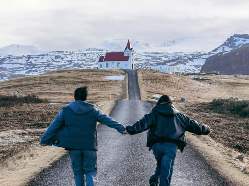 Elopement in Iceland-Private trip with Photography and Guide - Key Points