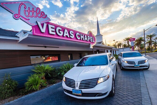 Elvis Wedding at The Little Vegas Chapel including Limousine Transportation - The Sum Up