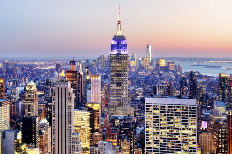 Empire State Building NYC Tour, Pre-booked Tickets, Transfer - The Guide’s Role