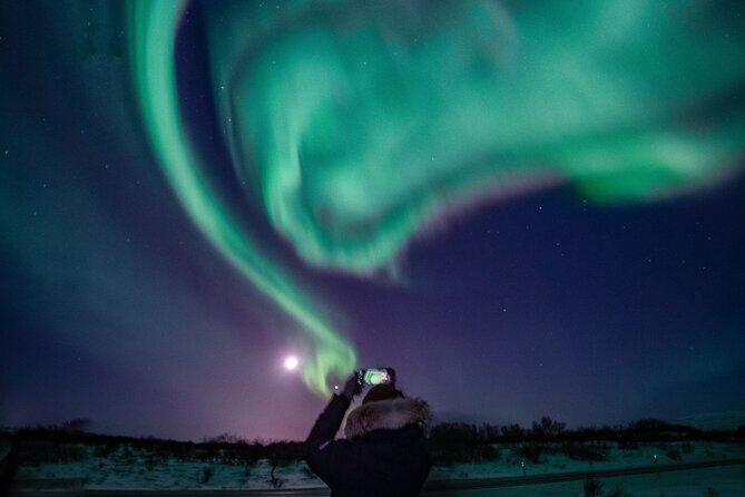 Enchanted Northern Lights: Hot chocolate & Photos - Small Group! - FAQs
